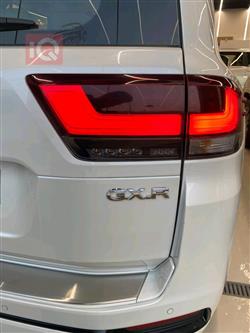 تۆیۆتا لاند کروزەر